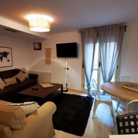 Vtz El Balcon De Rey Alfonso III Apartment Zaragoza Bagian luar foto